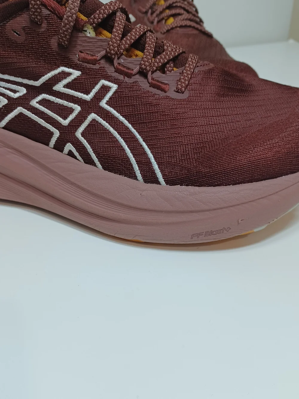 Asics GEL NIMBUS 27 Breathable, athletic running Women's Size 9